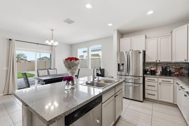 392 S 194th Lane, Buckeye, AZ 85326