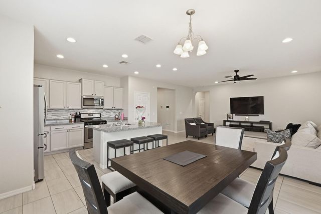 392 S 194th Lane, Buckeye, AZ 85326