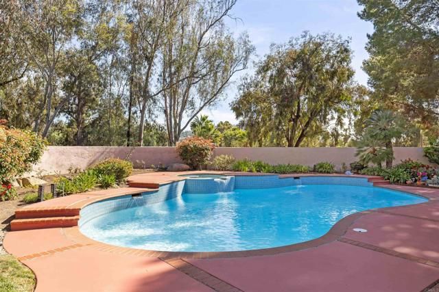 16883 Saint Andrews Drive, Poway, CA 92064