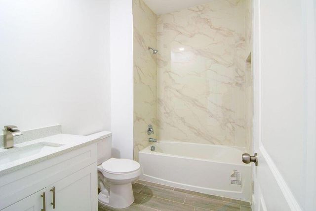 260 Rotonda Boulevard 2, Rotonda West, FL 33947