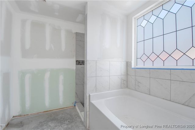 90 Miry Creek Lane, Clinton, NC 28328