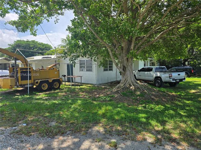 18140 SW 108th Avenue, Miami, FL 33157