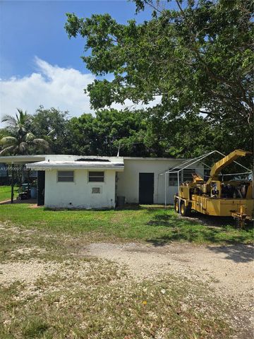 18140 SW 108th Avenue, Miami, FL 33157