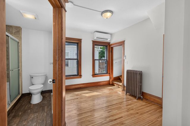 1253 Selby Avenue, Saint Paul, MN 55104