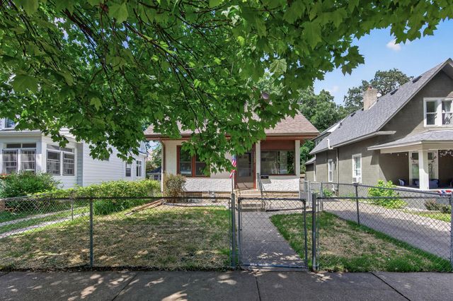 1253 Selby Avenue, Saint Paul, MN 55104