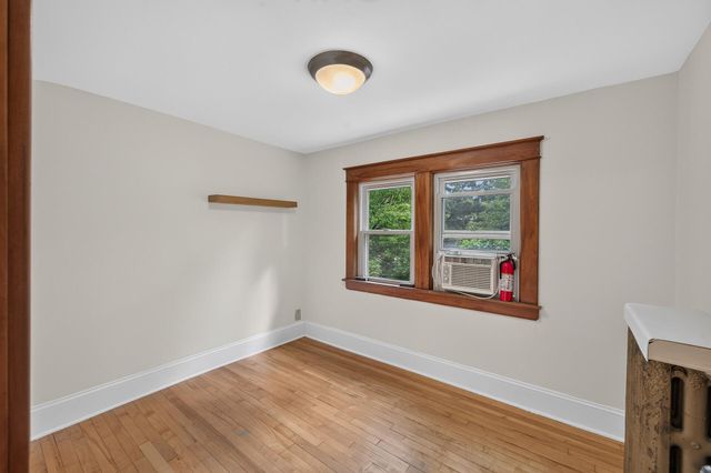 1253 Selby Avenue, Saint Paul, MN 55104