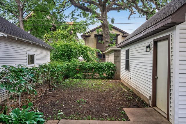 1253 Selby Avenue, Saint Paul, MN 55104