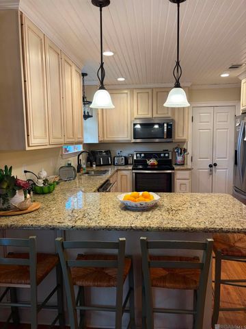 935 Montgomery Ave, Denham Springs, LA 70726