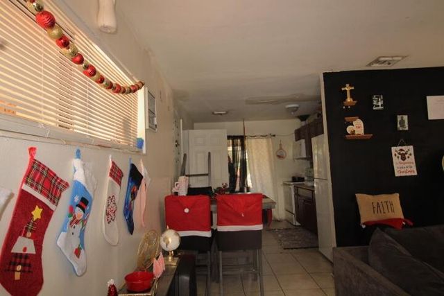 5702 Briarwood Street, Mangonia Park, FL 33407