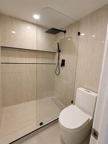 20505 E Country Club Drive 537, Aventura, FL 33180