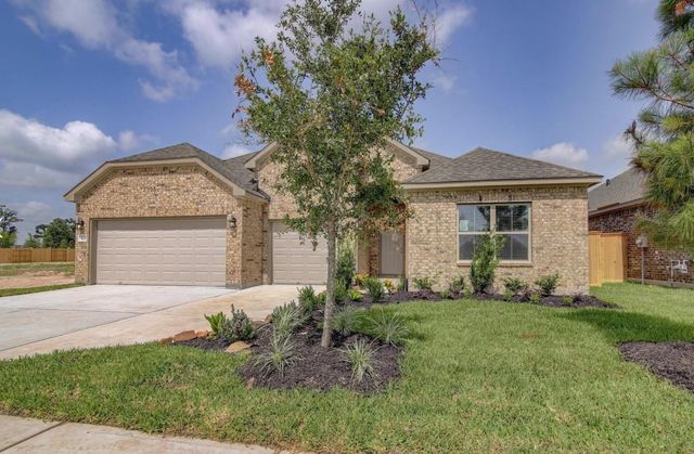 1061 Comal Trail, Dayton, TX 77535