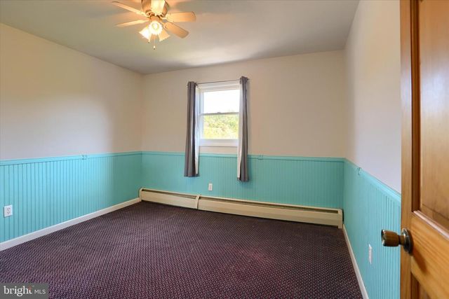 64 FAIRWAY DR, Jonestown, PA 17038