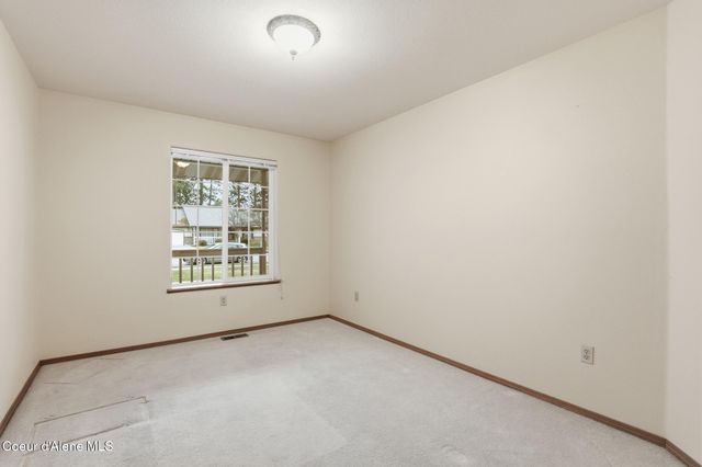 561 E Sand Wedge DR, Post Falls, ID 83854