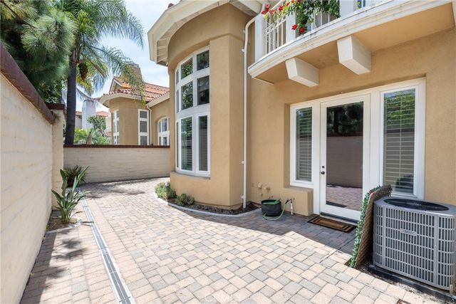 2493 Tequestra, Tustin, CA 92782