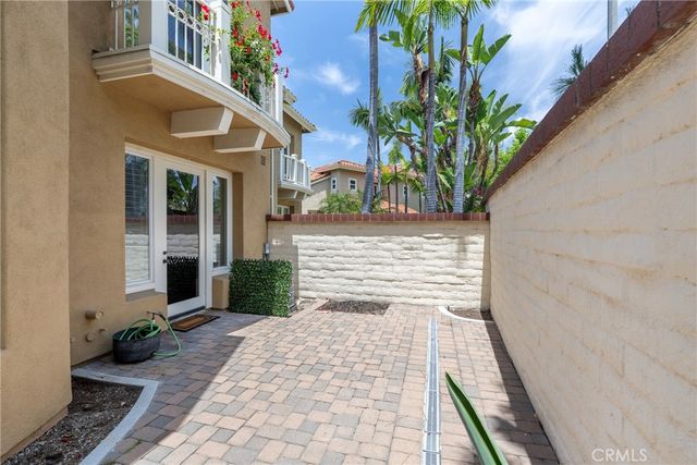 2493 Tequestra, Tustin, CA 92782