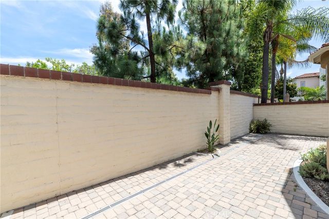 2493 Tequestra, Tustin, CA 92782