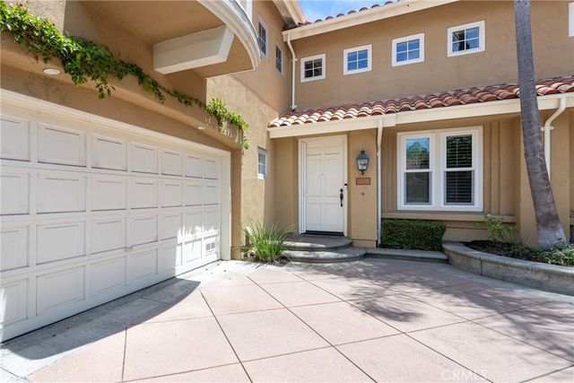 2493 Tequestra, Tustin, CA 92782