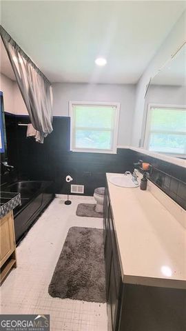 5454 Mason Road, Atlanta, GA 30349