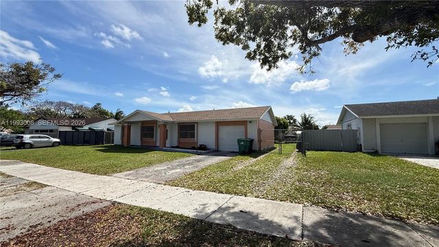 7144 SW 148th Ct, Miami, FL 33193