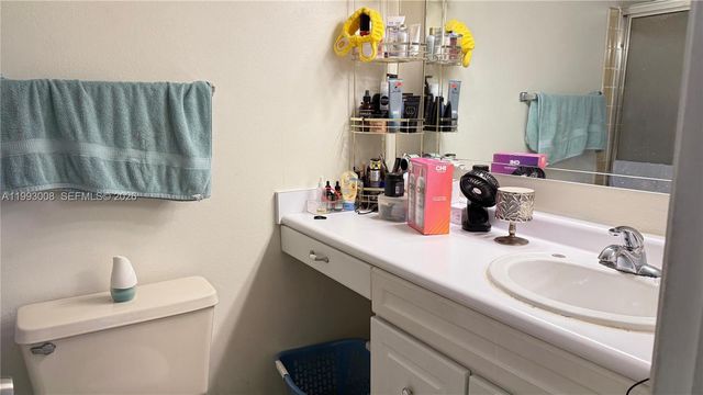 7144 SW 148th Ct, Miami, FL 33193