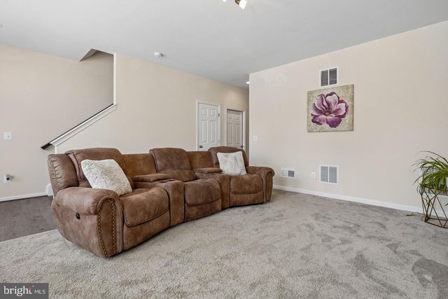 8358 SALLYPORT ST, Lorton, VA 22079