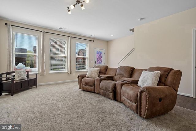 8358 SALLYPORT ST, Lorton, VA 22079