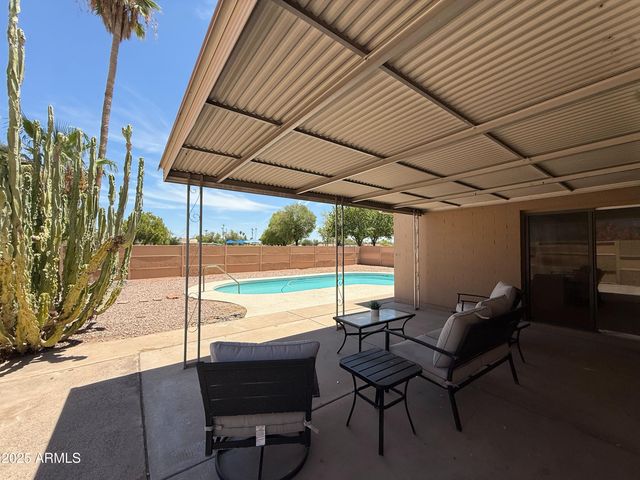 2331 W VIA RIALTO Circle, Mesa, AZ 85202