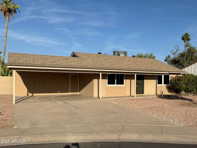 2331 W VIA RIALTO Circle, Mesa, AZ 85202
