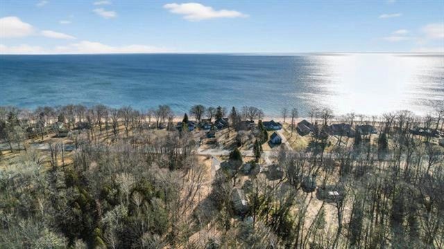 1647 N Huron Road, Tawas City, MI 48763