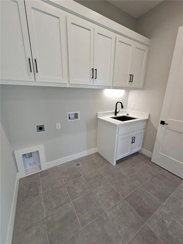 11211 S Gleason Road, Olathe, KS 66061