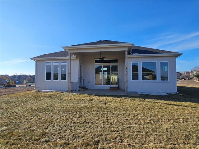 11211 S Gleason Road, Olathe, KS 66061