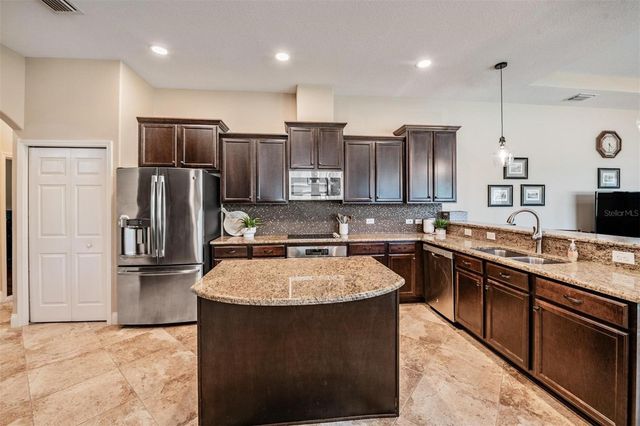 27205 HAWKS NEST CIRCLE, Wesley Chapel, FL 33544