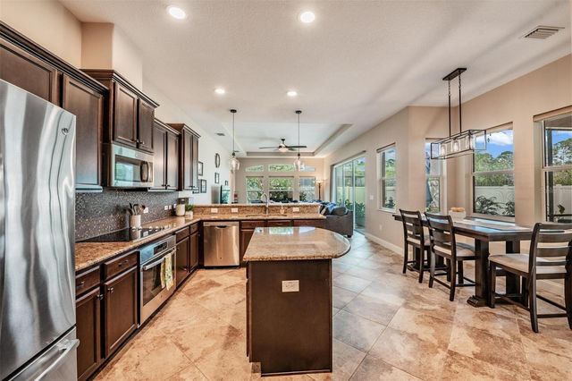 27205 HAWKS NEST CIRCLE, Wesley Chapel, FL 33544