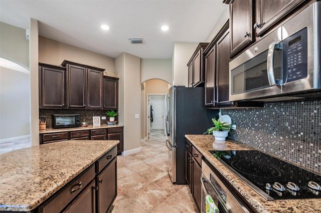 27205 HAWKS NEST CIRCLE, Wesley Chapel, FL 33544