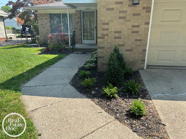 483 Allard Avenue, Grosse Pointe Farms, MI 48236