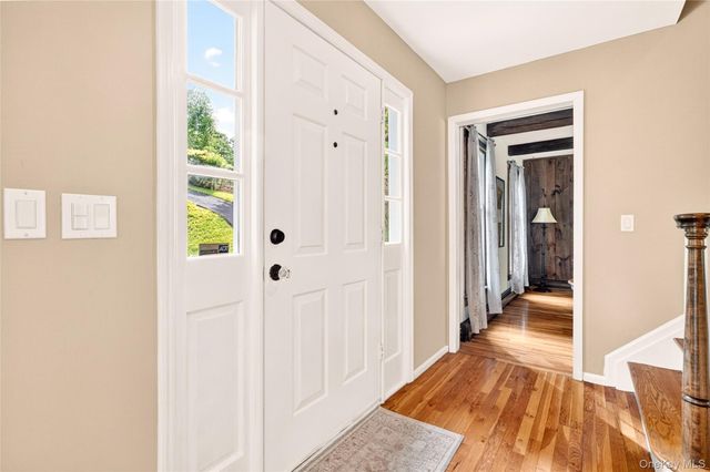 16 Soundview Loop, South Salem, NY 10590