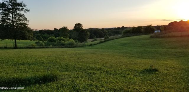 555 Fields Ln, Clarkson, KY 42726