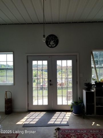 555 Fields Ln, Clarkson, KY 42726