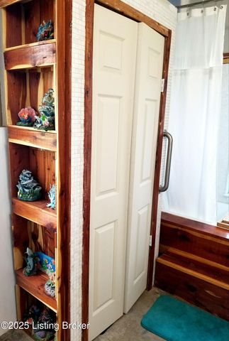 555 Fields Ln, Clarkson, KY 42726