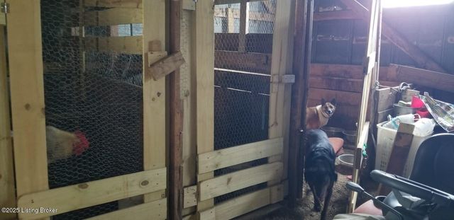 555 Fields Ln, Clarkson, KY 42726