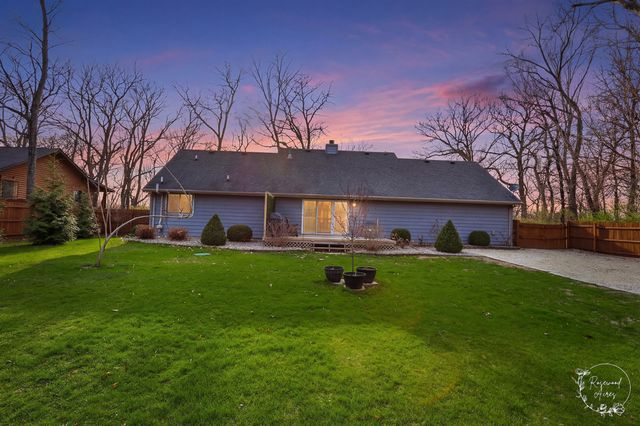 2853 Forsythia Lane, St. Anne, IL 60964