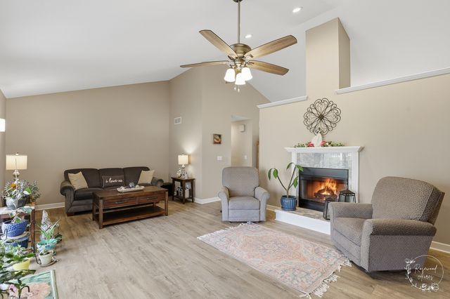 2853 Forsythia Lane, St. Anne, IL 60964