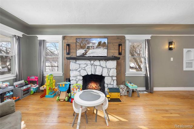 4200 Lanco Court, Waterford, MI 48329