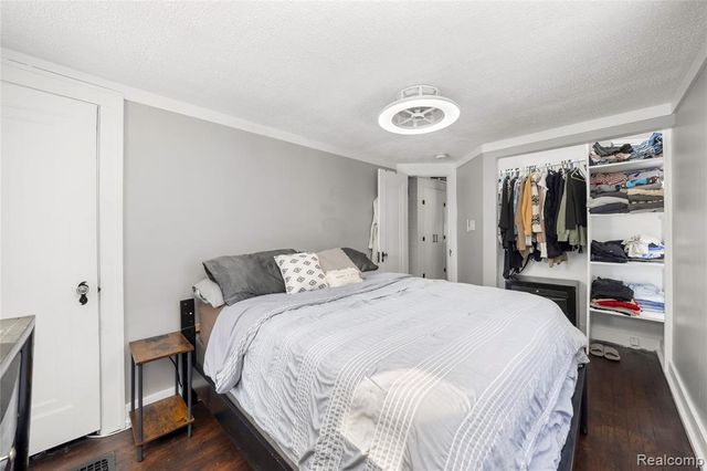 4200 Lanco Court, Waterford, MI 48329