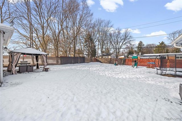 4200 Lanco Court, Waterford, MI 48329