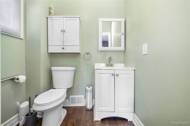 4200 Lanco Court, Waterford, MI 48329