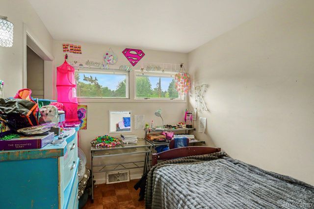 4425 Crampton Circle, Genesee Charter Township, MI 48506