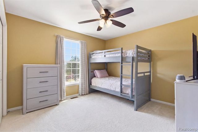48879 Michaywe Drive, Macomb, MI 48044