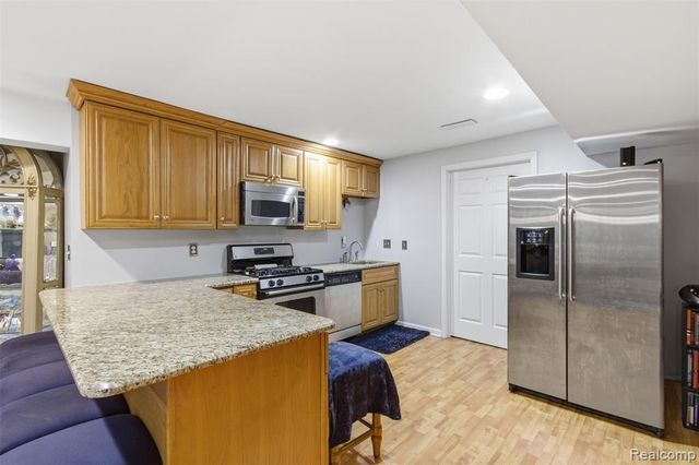 48879 Michaywe Drive, Macomb, MI 48044
