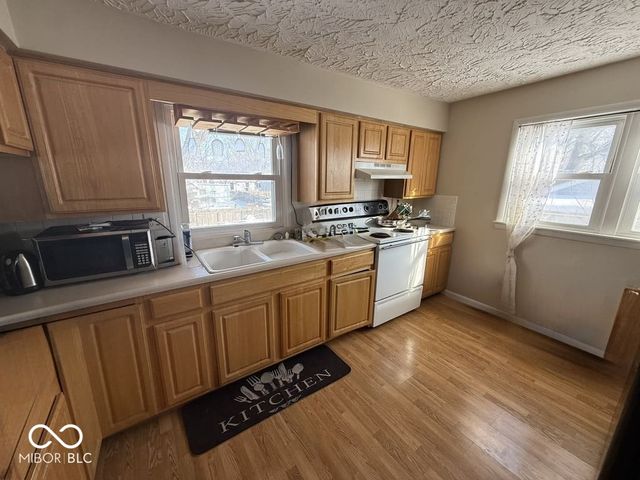 2506 E 8th Street, Anderson, IN 46012